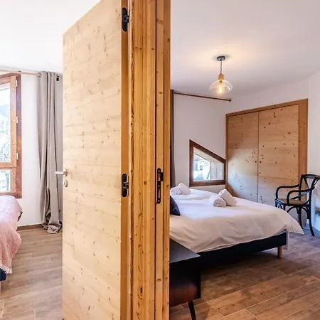 Apartman Echo Du Pleney 201 *
